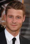 Ben McKenzie photo